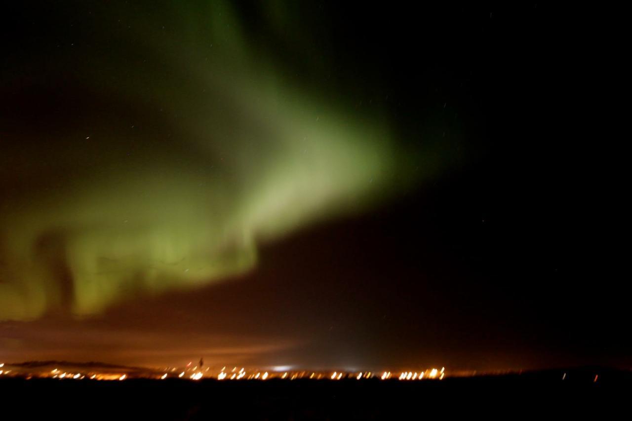Bed and Breakfast Mabuhay Lakeside Manor Yellowknife Exteriér fotografie