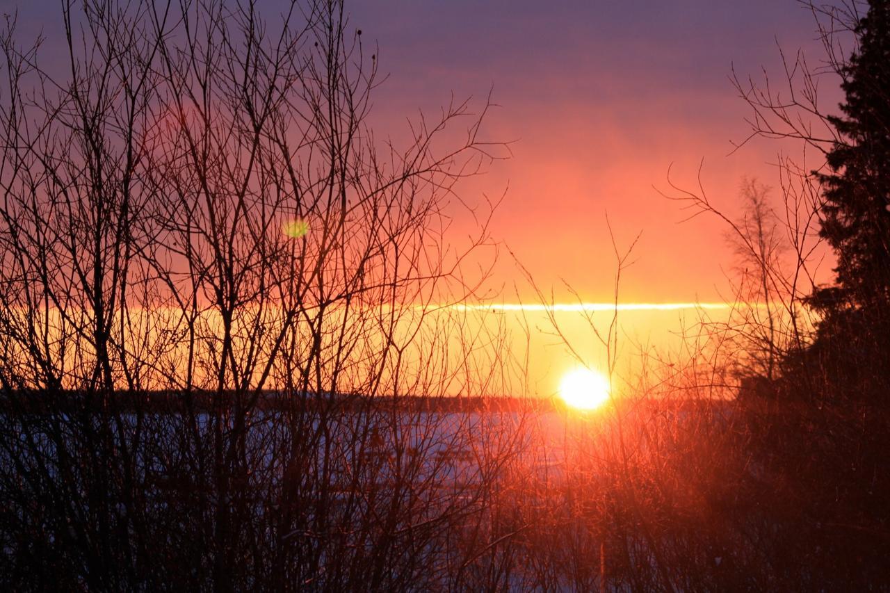 Bed and Breakfast Mabuhay Lakeside Manor Yellowknife Exteriér fotografie
