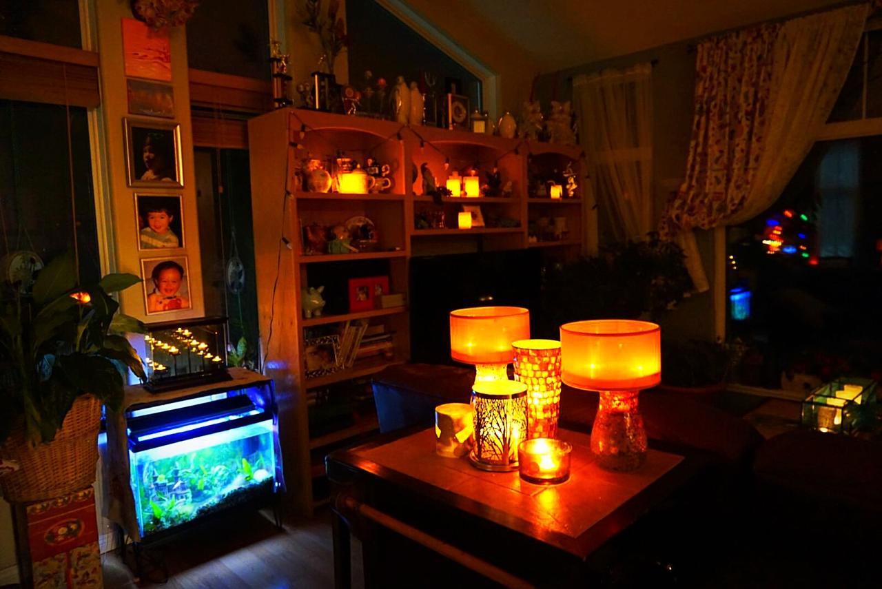 Bed and Breakfast Mabuhay Lakeside Manor Yellowknife Exteriér fotografie